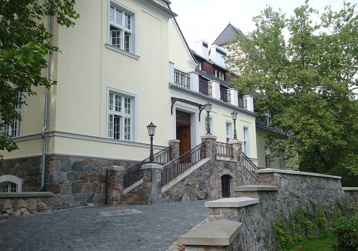 Zespół pałacowo – parkowy Ciekocinko